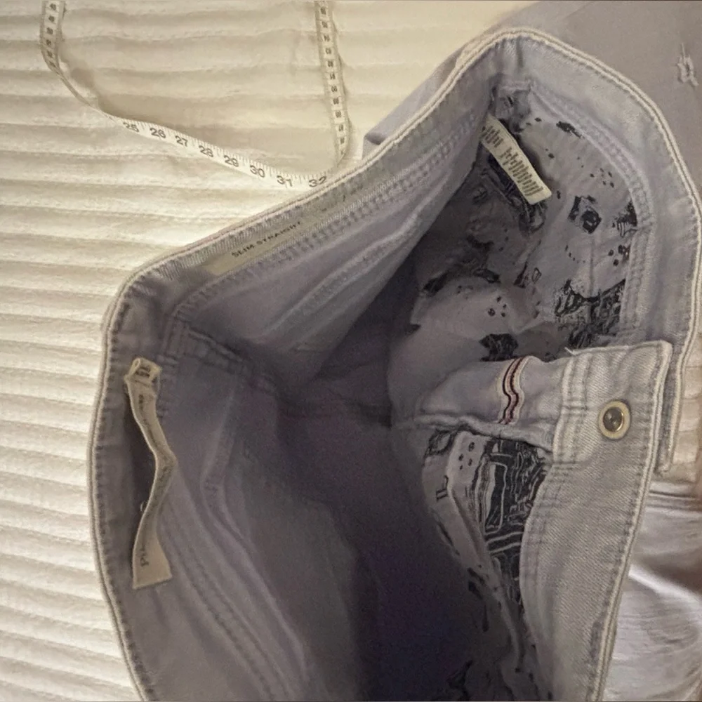 : : PILCRO Straight Leg Light Wash Distressed Jeans : :